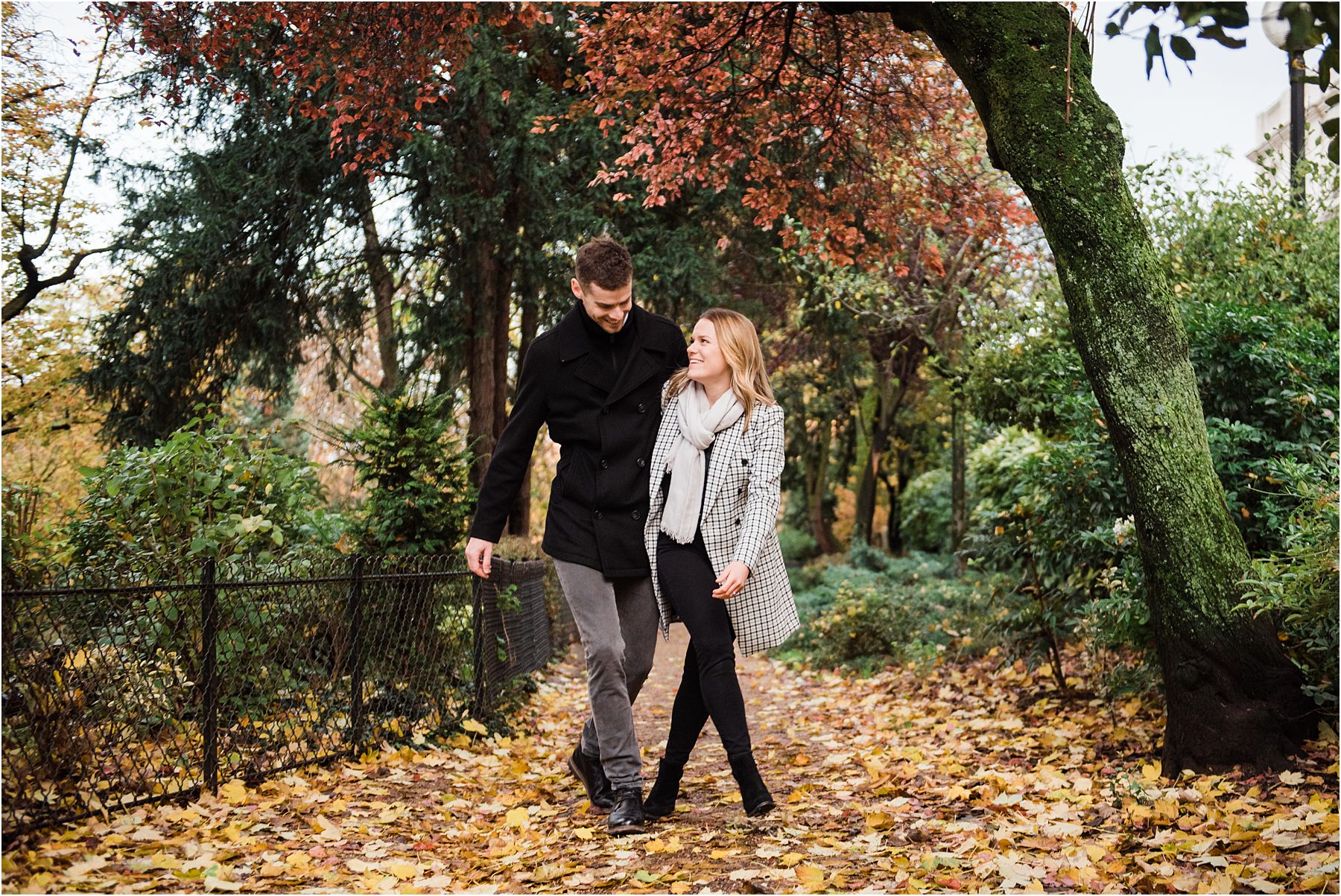 engagement shoot in the fall leaves in Paris